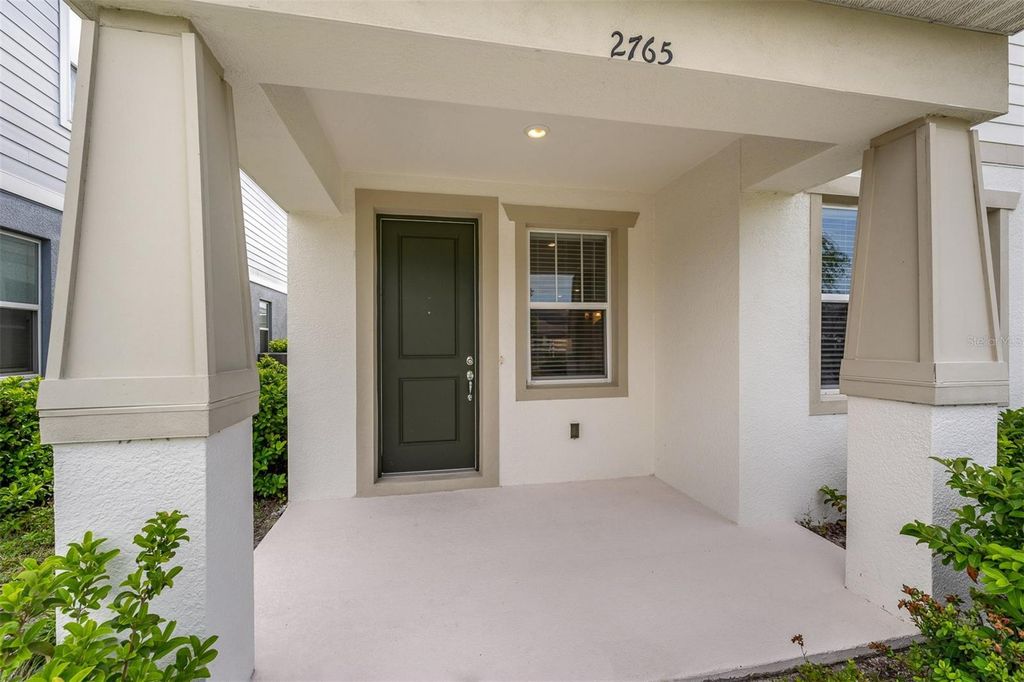 Image 5 of property listing at 2765 FRANKLIN ROAD, St Cloud, FL 34771