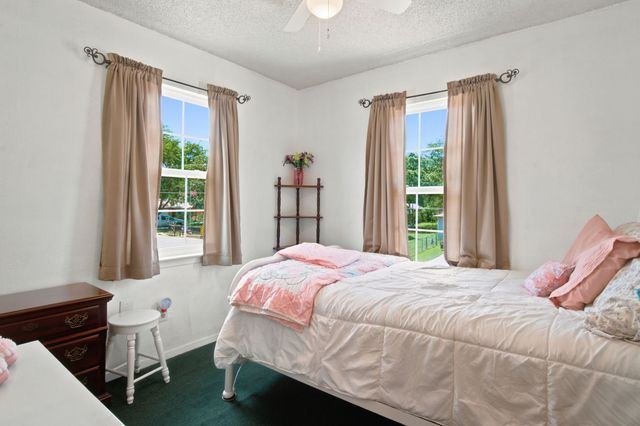 206 E North Street, Aubrey, TX 76227