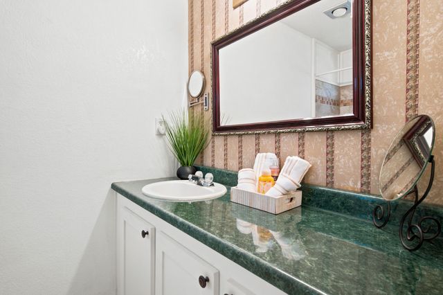 206 E North Street, Aubrey, TX 76227
