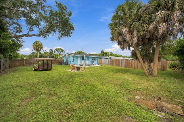 1004 67TH AVENUE W, Bradenton, FL 34207