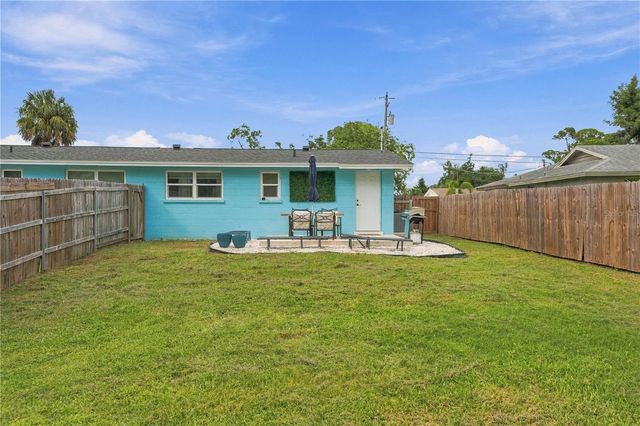 1004 67TH AVENUE W, Bradenton, FL 34207