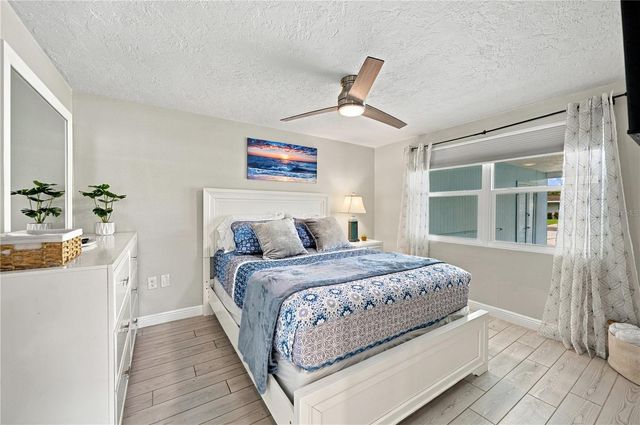 1004 67TH AVENUE W, Bradenton, FL 34207