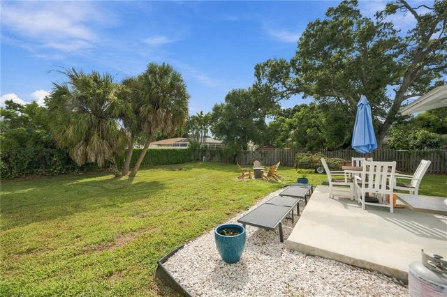 1004 67TH AVENUE W, Bradenton, FL 34207