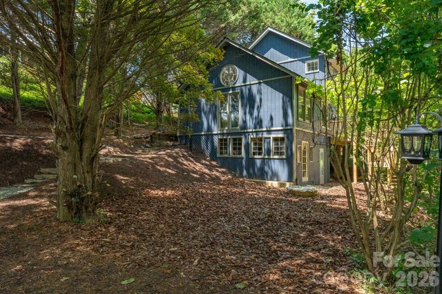 366 Cabin Hollow Drive, Marshall, NC 28753