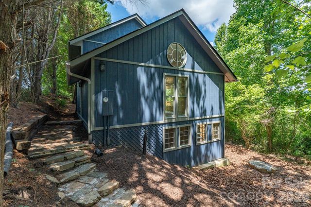 366 Cabin Hollow Drive, Marshall, NC 28753