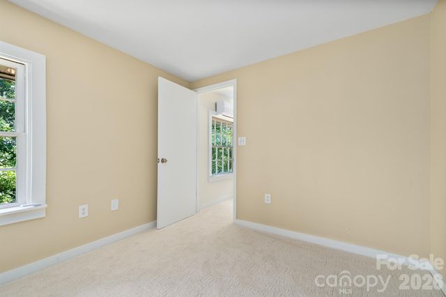 366 Cabin Hollow Drive, Marshall, NC 28753