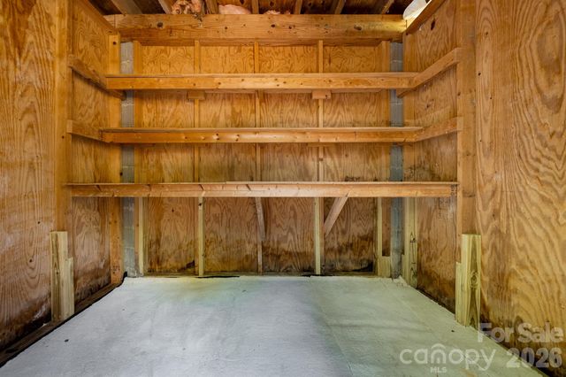 366 Cabin Hollow Drive, Marshall, NC 28753