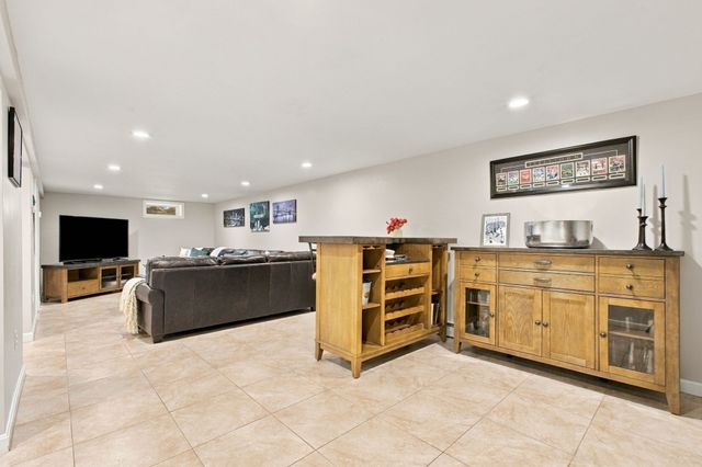 36 Pleasant Street, North Reading, MA 01864