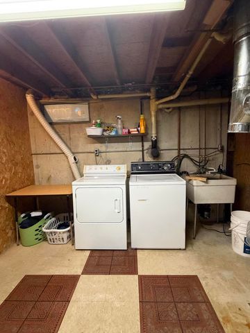 5618 Lantana Avenue, Kalamazoo, MI 49048