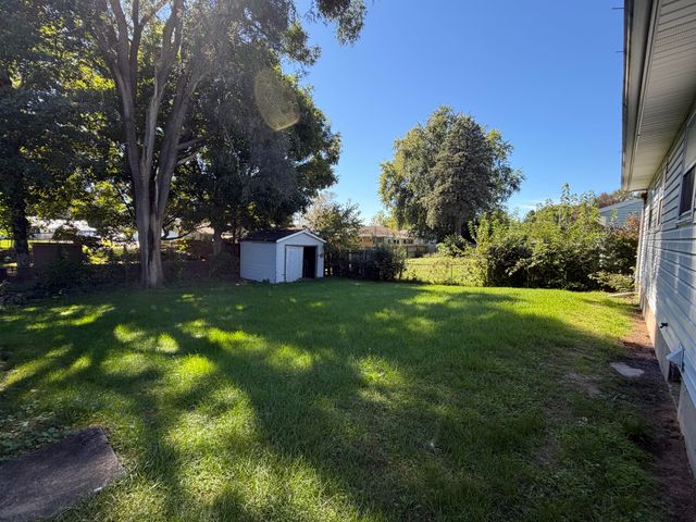 5618 Lantana Avenue, Kalamazoo, MI 49048