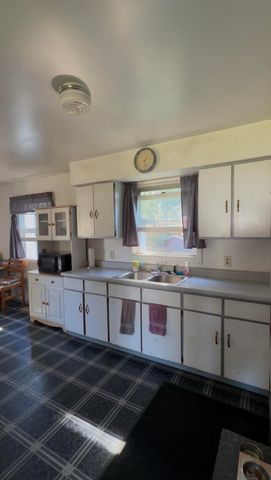 5618 Lantana Avenue, Kalamazoo, MI 49048
