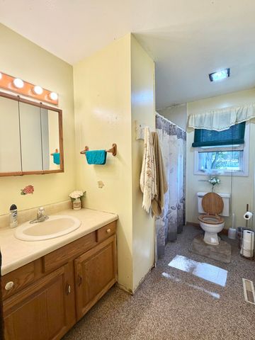 5618 Lantana Avenue, Kalamazoo, MI 49048