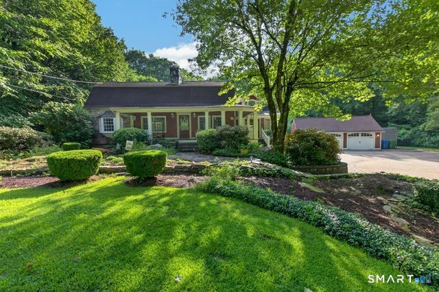 390 Three Mile Road, Glastonbury, CT 06033