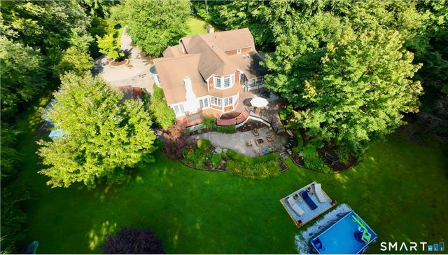 390 Three Mile Road, Glastonbury, CT 06033