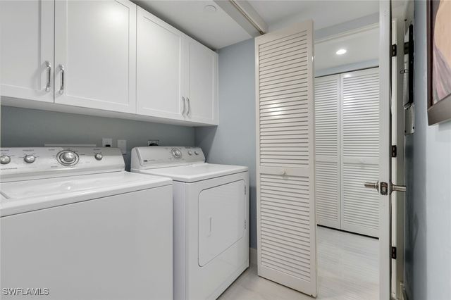 5601 TURTLE BAY DR 1802, Naples, FL 34108