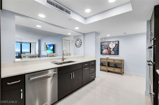 5601 TURTLE BAY DR 1802, Naples, FL 34108