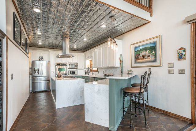 229 Southside Drive, Gainesville, TX 76240