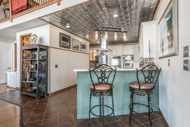 229 Southside Drive, Gainesville, TX 76240