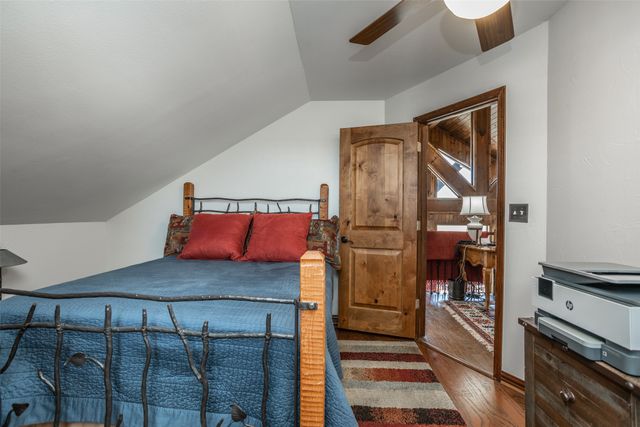 229 Southside Drive, Gainesville, TX 76240