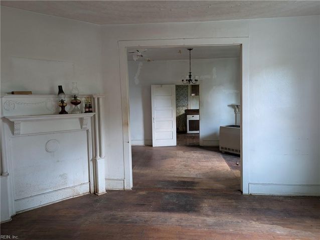 126 Church ST, Suffolk, VA 23434