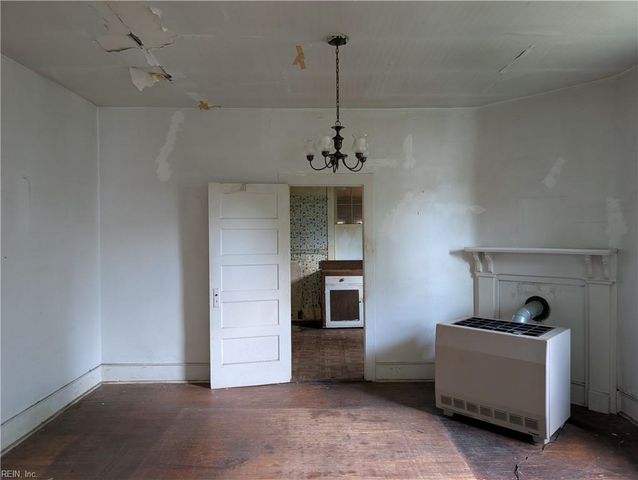 126 Church ST, Suffolk, VA 23434