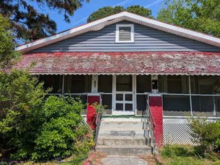 126 Church ST, Suffolk, VA 23434