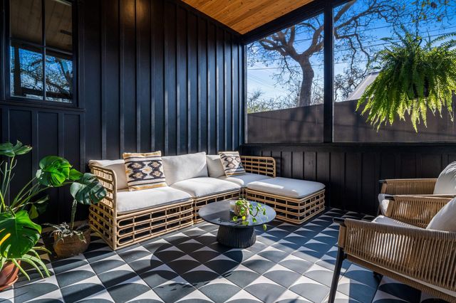 1409 32nd Street E, Austin, TX 78722