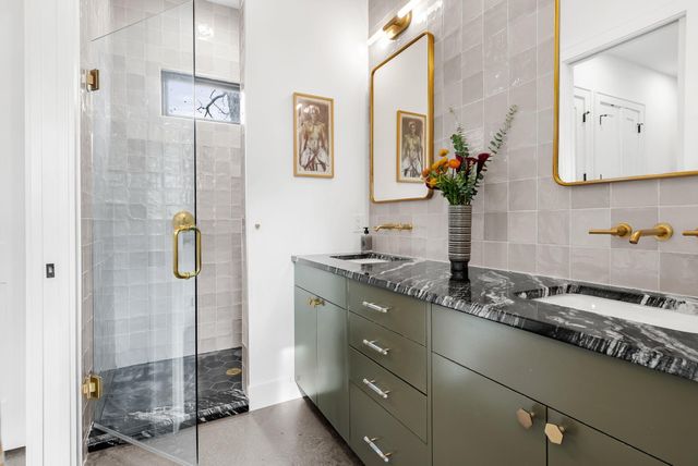 1409 32nd Street E, Austin, TX 78722