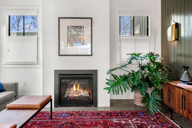 1409 32nd Street E, Austin, TX 78722