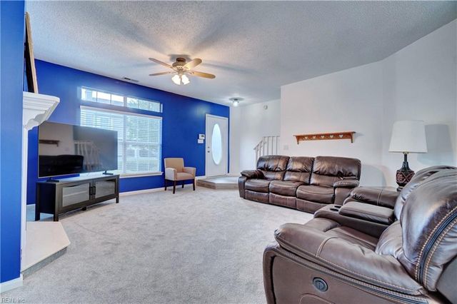 4477 Brinker DR, Virginia Beach, VA 23462