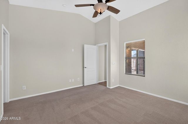 2877 E CRESCENT Way, Gilbert, AZ 85298