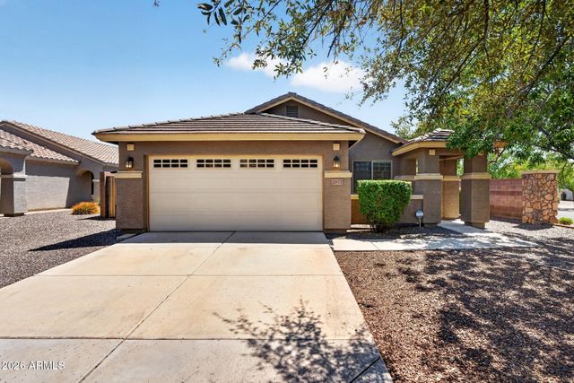 2877 E CRESCENT Way, Gilbert, AZ 85298