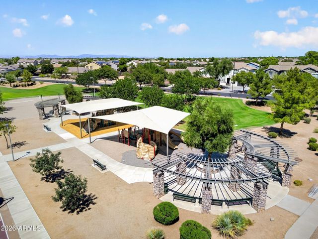 2877 E CRESCENT Way, Gilbert, AZ 85298