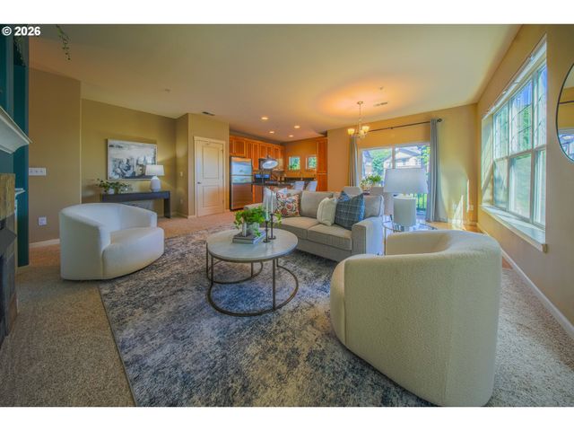1010 Sw 170TH Ave 202, Beaverton, OR 97003