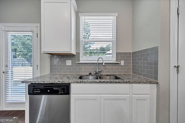 332 ENDEAVOR Drive, Jonesboro, GA 30238