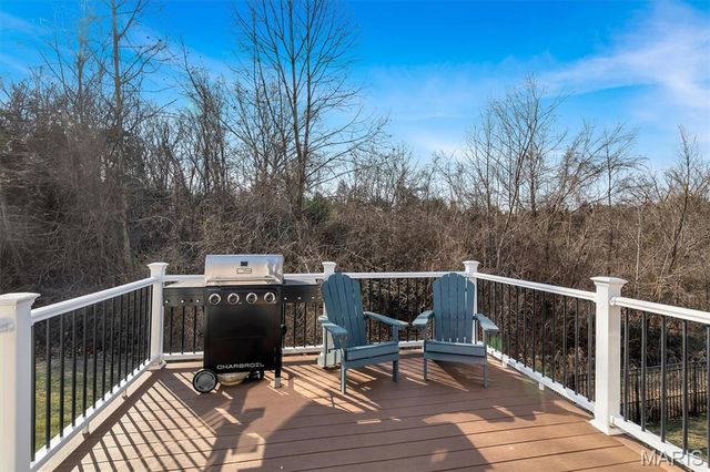 78 San Marino Parkway, Fenton, MO 63026