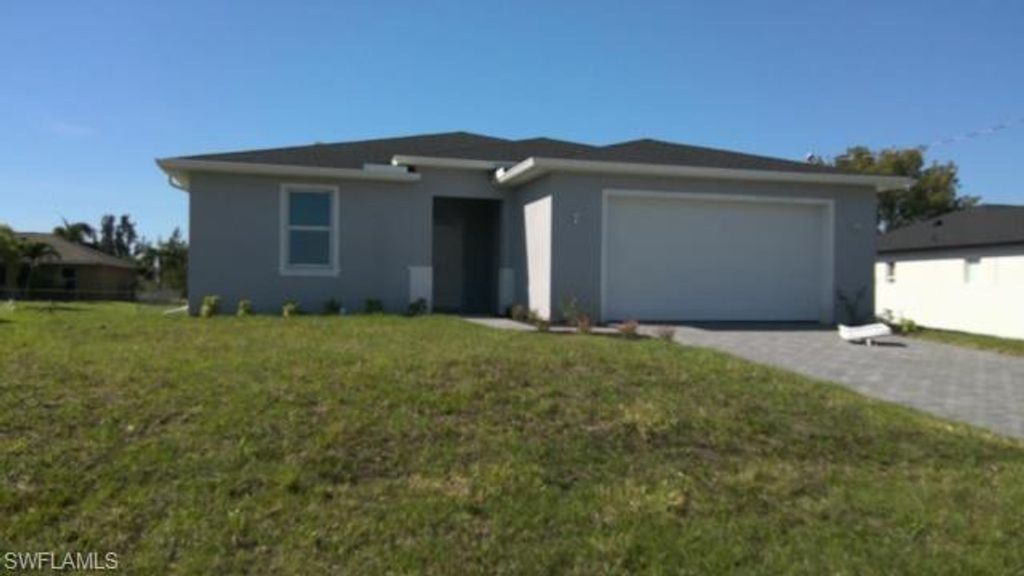 422 NE 20th TER, Cape Coral, FL 33909