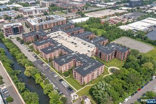 3326 Riverview Avenue 326, Englewood, NJ 07631
