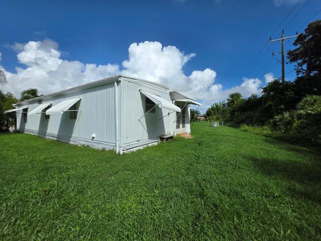 221 Camino Del Rio, Port St Lucie, FL 34952