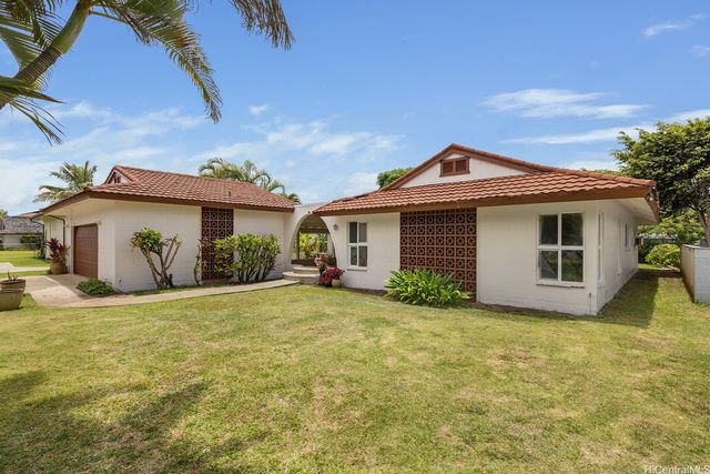55-439 Naniloa Loop, Laie, HI 96762