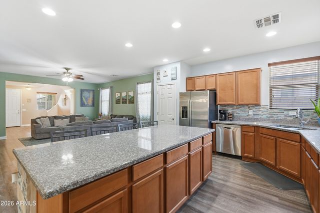 15574 W JENAN Drive, Surprise, AZ 85379