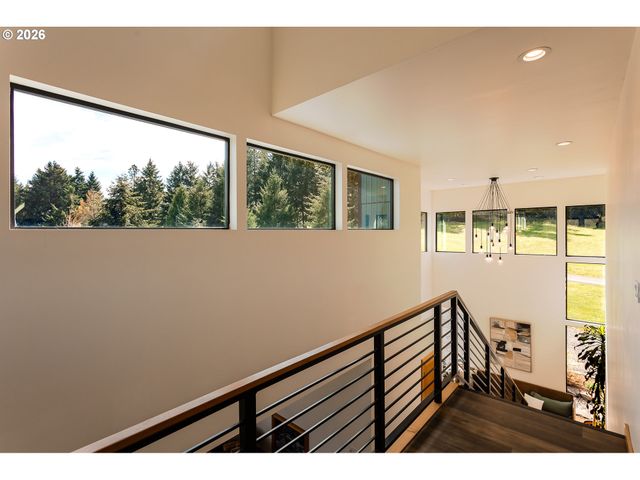 85535 LANCER Ln, Eugene, OR 97405