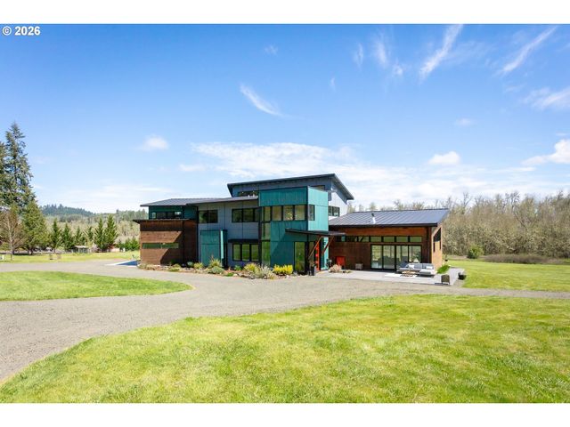 85535 LANCER Ln, Eugene, OR 97405