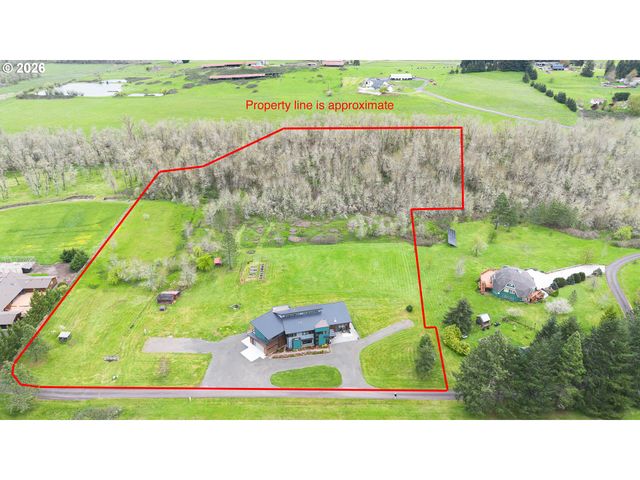 85535 LANCER Ln, Eugene, OR 97405