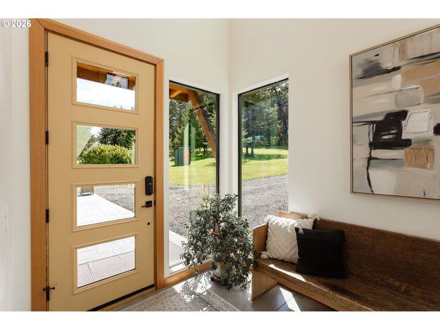 85535 LANCER Ln, Eugene, OR 97405