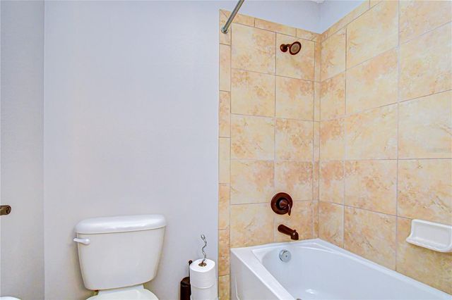 19914 BLUFF OAK BOULEVARD, Tampa, FL 33647