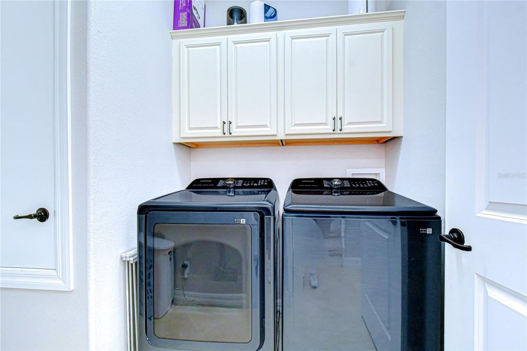 Image 32 of property listing at 19914 BLUFF OAK BOULEVARD, Tampa, FL 33647