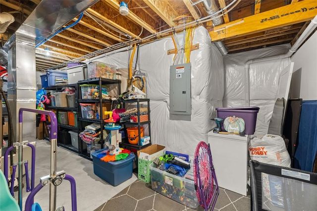 234 Crossroads Court, Polk City, IA 50226