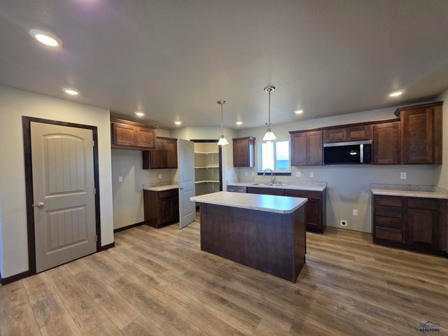 4071 ALTOR LN, Rapid City, SD 57703