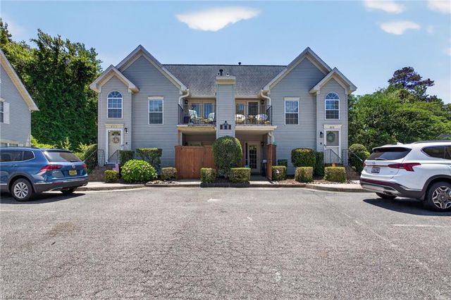 300 London Pointe CT, Virginia Beach, VA 23454